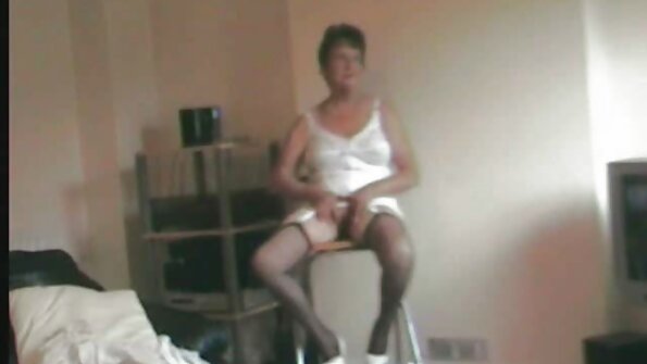 Stacie begrüßt ihren reife nackte weiber Ex