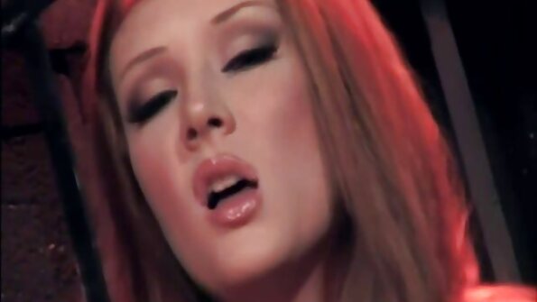 Im Haus anzukommen und einen reife frauen nackt video Geschäftspartner mit seiner Frau zu treffen, war ein schwerer Fehler