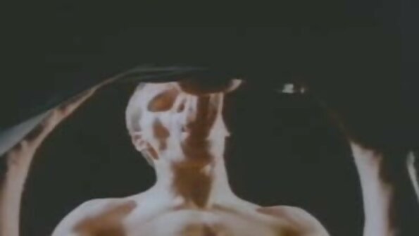 Wie nackte alte frauen kostenlos lange kannst du fertig sein?